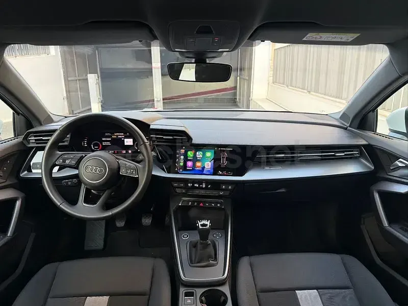 Usado Audi A3 Advanced Plus 116 CV (85 kW) 2024 Blanco Berlina