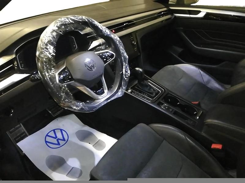 Usado VW Arteon R-line 150 CV (110 kW) 2020 Gris/plata