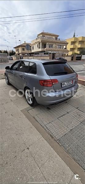 Usado Audi A3 Ambition 140 CV (102 kW) 2010 Gris / plata Utilitario
