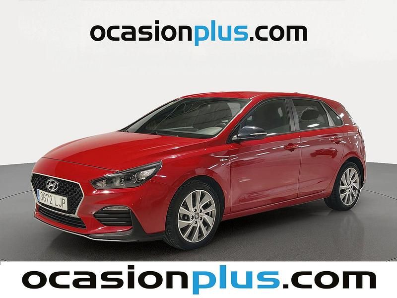 Usado Hyundai i30 N Line 120 CV (88 kW) 2020 Rojo Utilitario