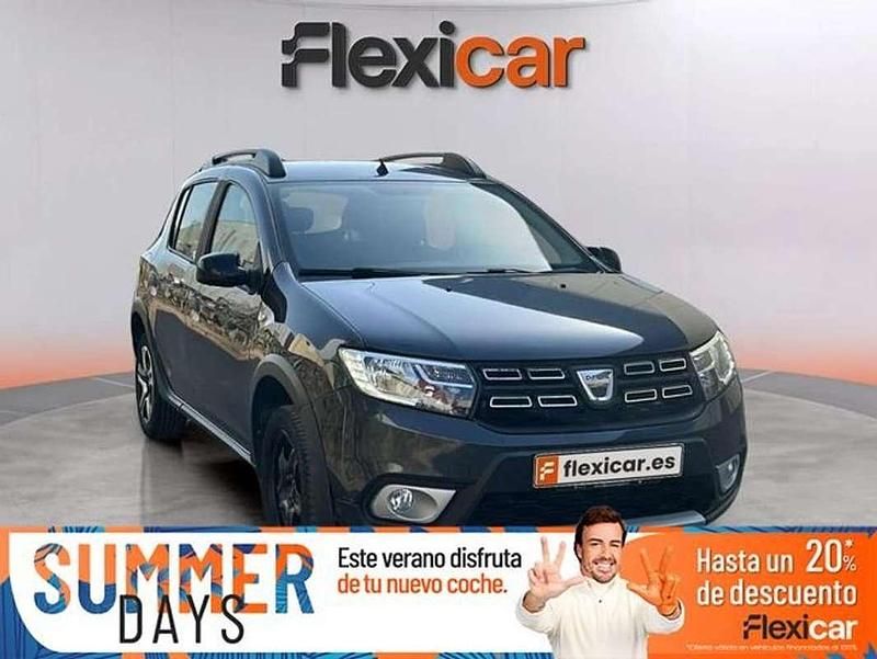 Gris Usado 2020 Dacia Sandero Comfort Utilitario | 11.590 € (Precio justo) - Imagen 1/4