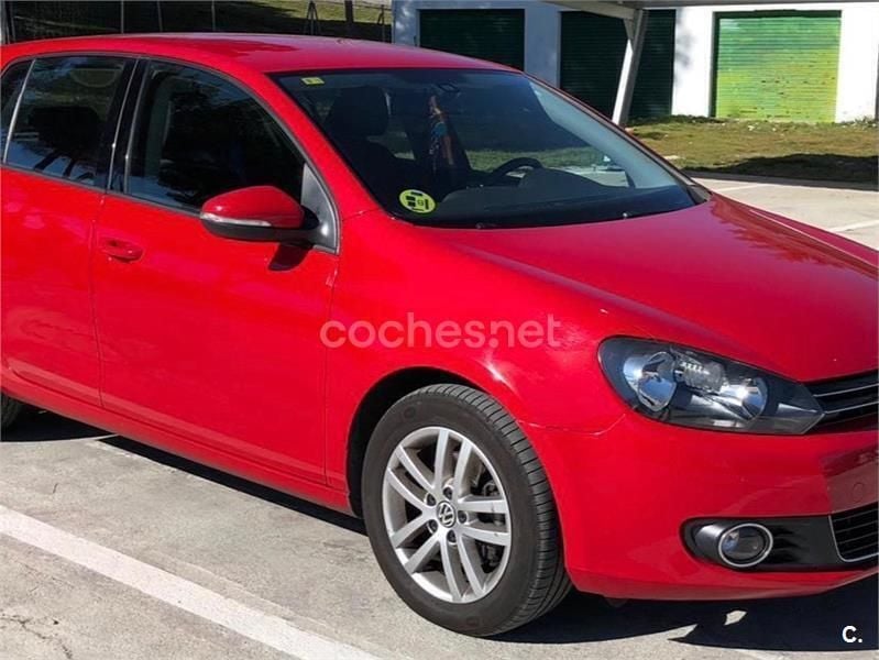 Rojo Usado 2010 VW Golf VI Sport Berlina | 7000 € (Buen precio) - Imagen 1/4