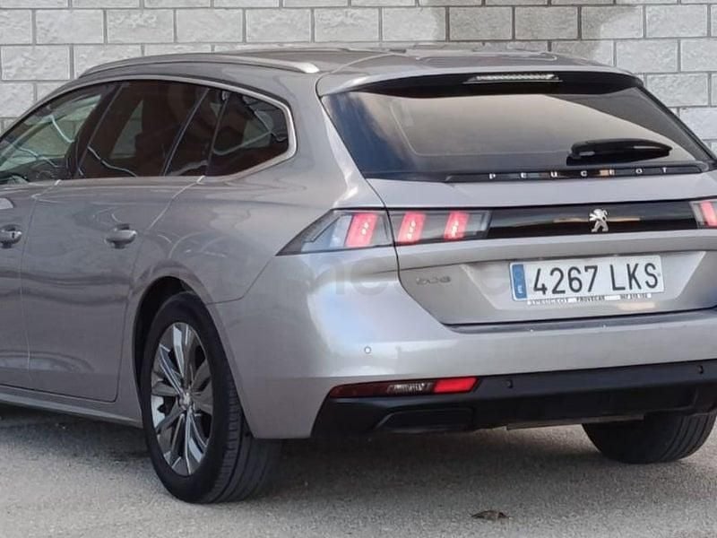 Usado Peugeot 508 Active 130 CV (95 kW) 2020 Gris / plata Familiar
