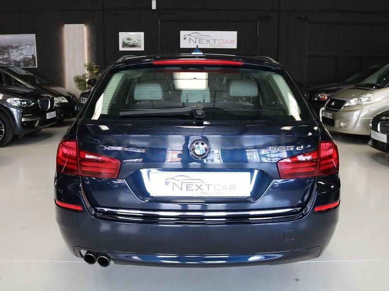 Usado BMW 525 Luxury Line 218 CV (160 kW) 2015 Azul Familiar