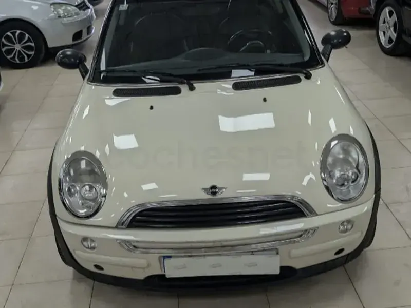 Usado Mini Cooper 116 CV (85 kW) 2006 Beige Utilitario