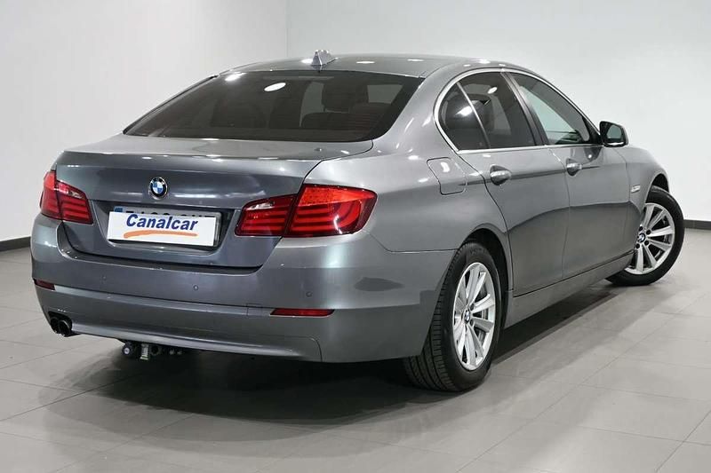 Usado BMW 523 204 CV (150 kW) 2010 Gris Berlina