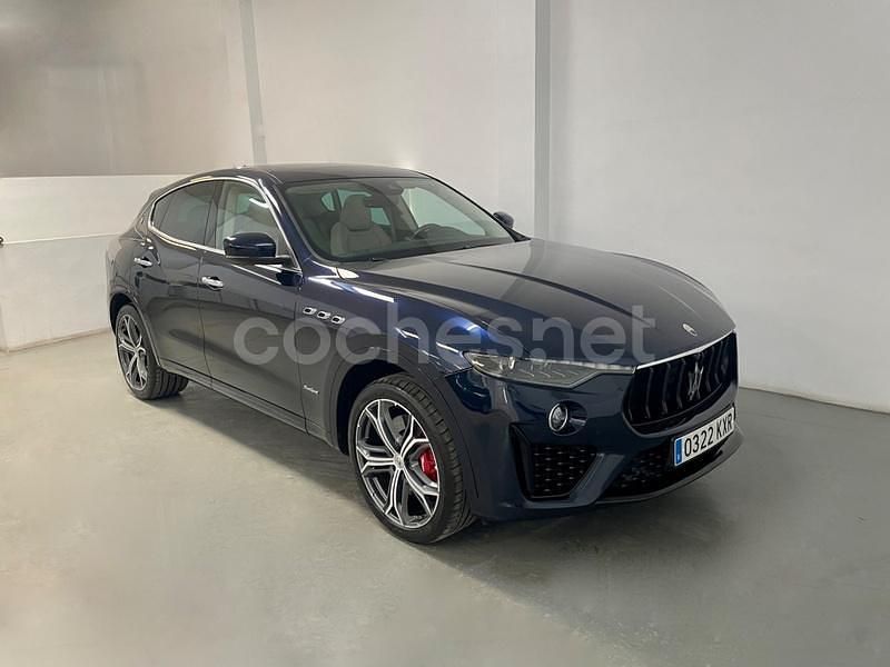 Usado Maserati Levante 350 CV (257 kW) 2019 Azul SUV