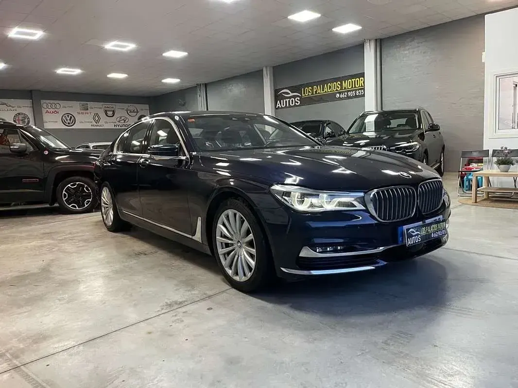 Usado BMW 730L Comfort Edition 265 CV (194 kW) 2017 Azul Berlina