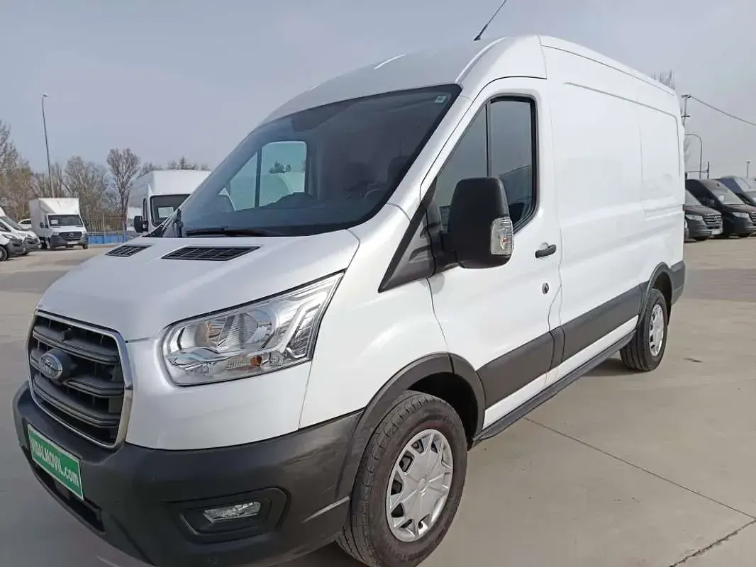 Usado Ford Transit Trend 131 CV (96 kW) 2021 Blanco Van