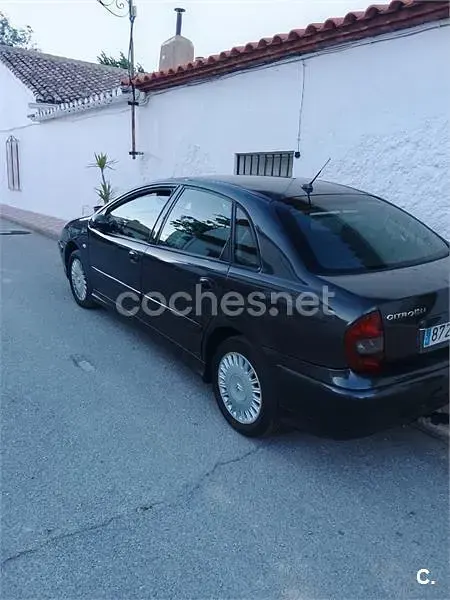 Usado Citroën C5 110 CV (80 kW) 2002 Negro Berlina