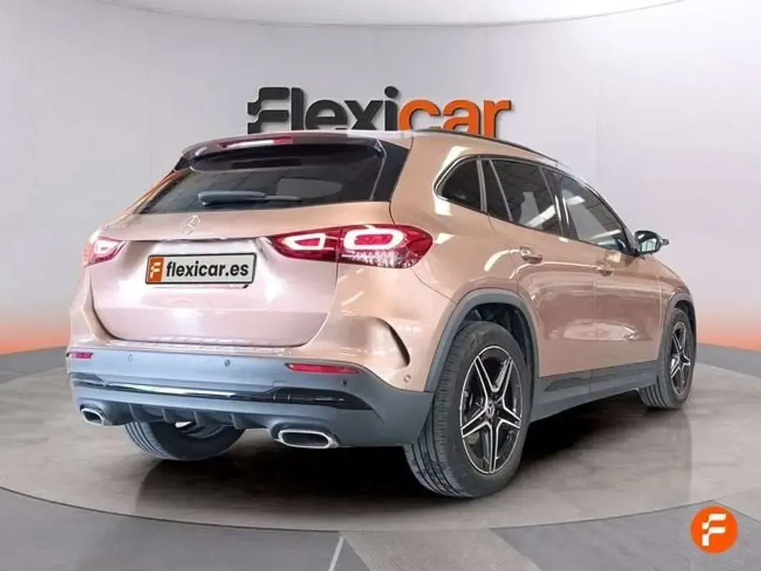 Usado Mercedes GLA200 150 CV (110 kW) 2022 Marrón SUV