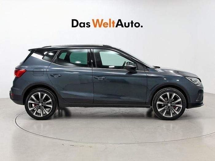 Usado Seat Arona FR 115 CV (84 kW) 2025 Gris SUV