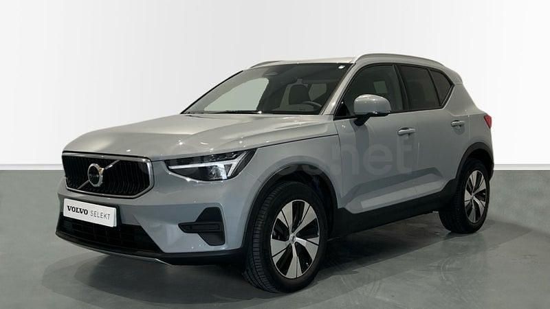 Usado Volvo XC40 Core 163 CV (119 kW) 2025 Gris / plata SUV