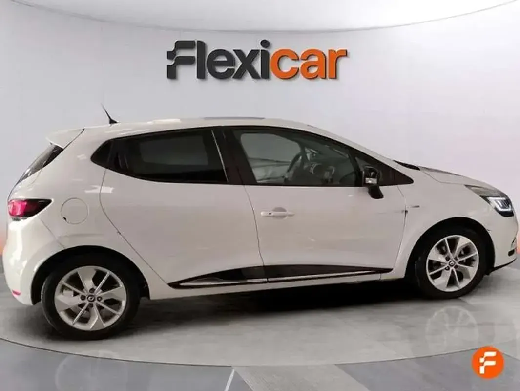 Usado Renault Clio IV Life 75 CV (55 kW) 2017 Blanco Utilitario