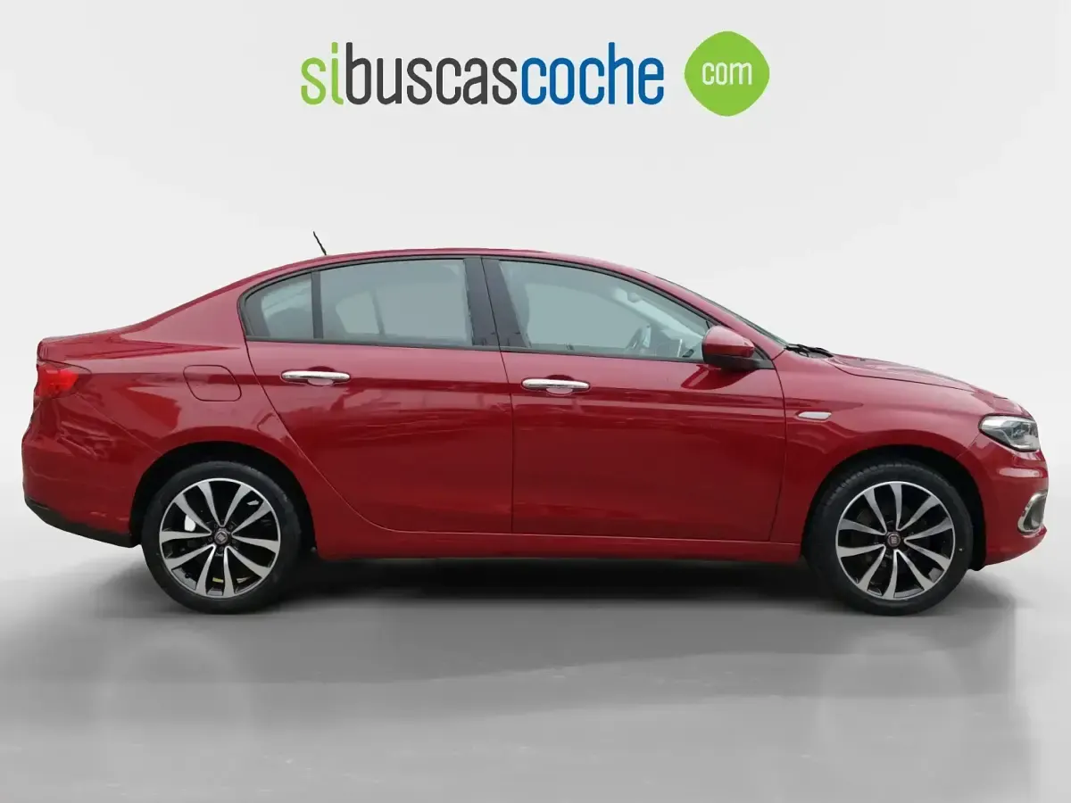 Usado Fiat Tipo Lounge 95 CV (69 kW) 2019 Rojo Berlina