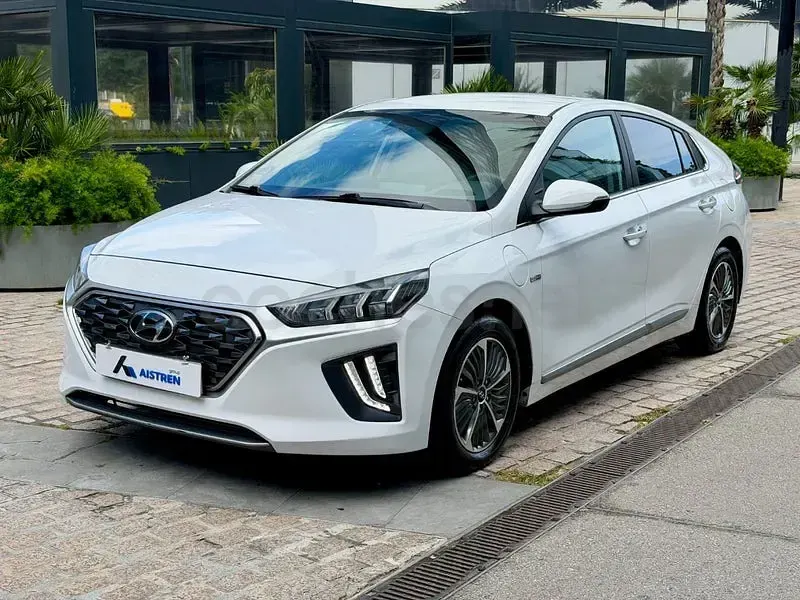 Usado Hyundai Ioniq 141 CV (103 kW) 2020 Blanco Utilitario