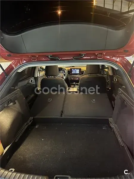 Usado Kia XCeed 140 CV (102 kW) 2020 Rojo SUV