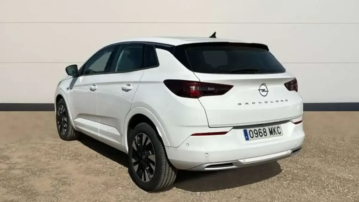 Usado Opel Grandland X Design & Tech 131 CV (96 kW) 2023 Blanco SUV