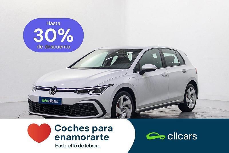 Blanco Usado 2020 VW Golf VIII GTE Berlina | 21.490 € (Buen precio) - Imagen 1/4