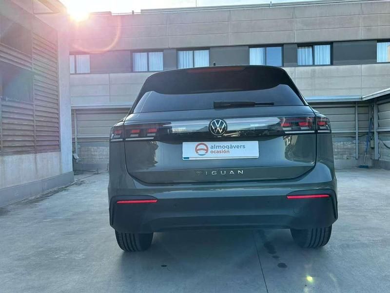 Usado VW Tiguan 150 CV (110 kW) 2025 Verde SUV