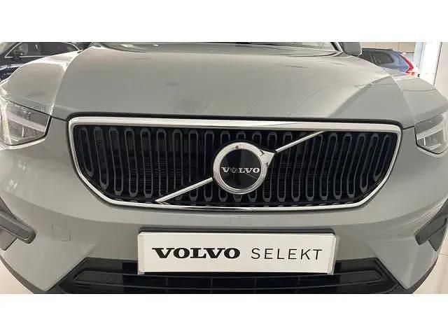 Usado Volvo XC40 Core 163 CV (119 kW) 2025 Gris SUV