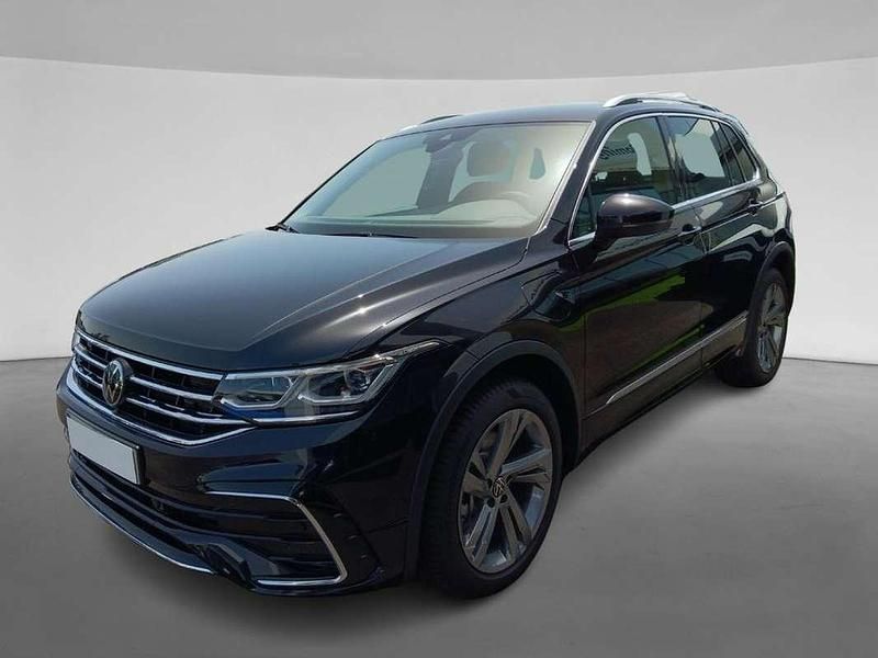 Negro Usado 2023 VW Tiguan R-line SUV | 31.690 € (Precio justo) - Imagen 1/4