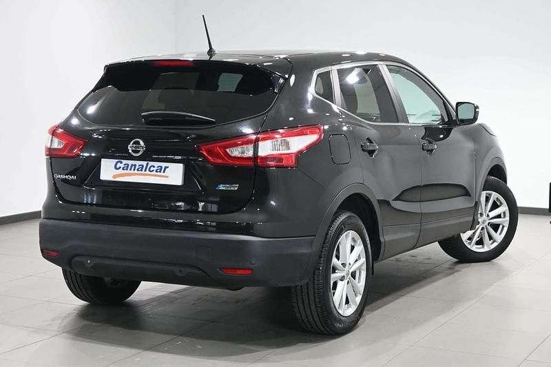 Usado Nissan Qashqai N-TEC 131 CV (96 kW) 2014 Negro SUV