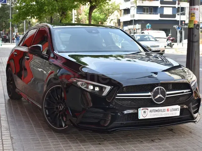 Usado Mercedes A35 AMG 306 CV (225 kW) 2021 Negro Berlina