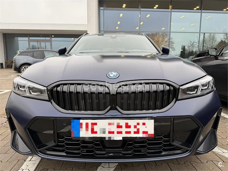 Usado BMW 330e 292 CV (214 kW) 2021 Azul Familiar