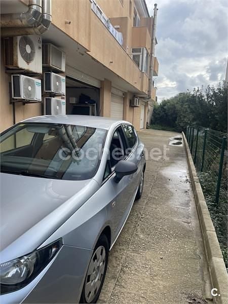 Usado Seat Ibiza Style 105 CV (77 kW) 2010 Gris / plata Berlina