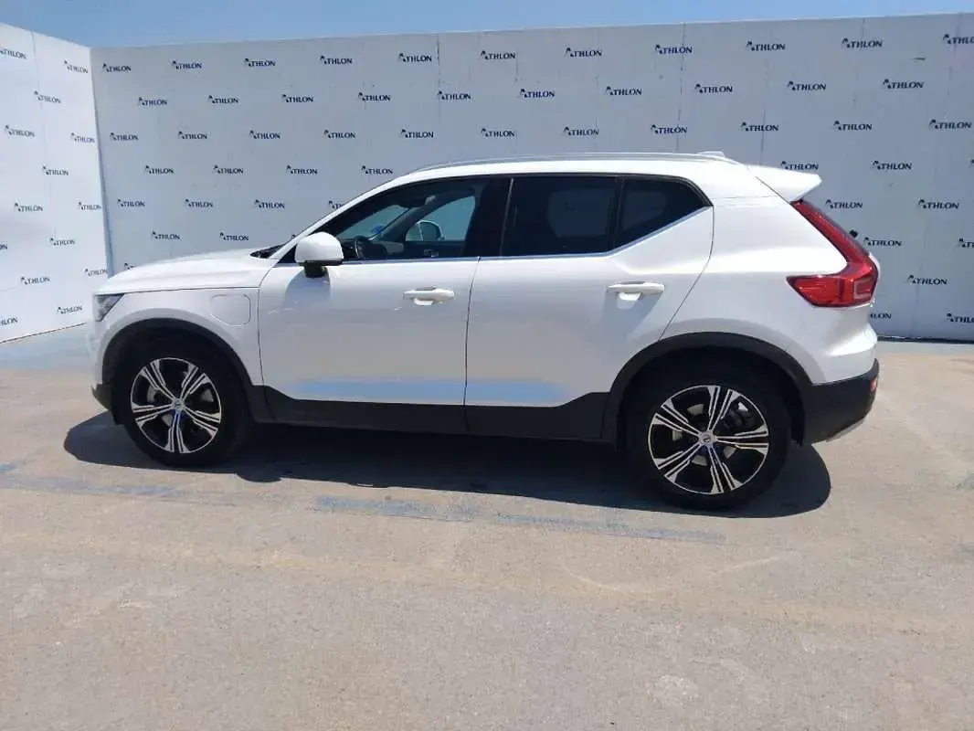 Usado Volvo XC40 Inscription 262 CV (192 kW) 2021 Blanco SUV