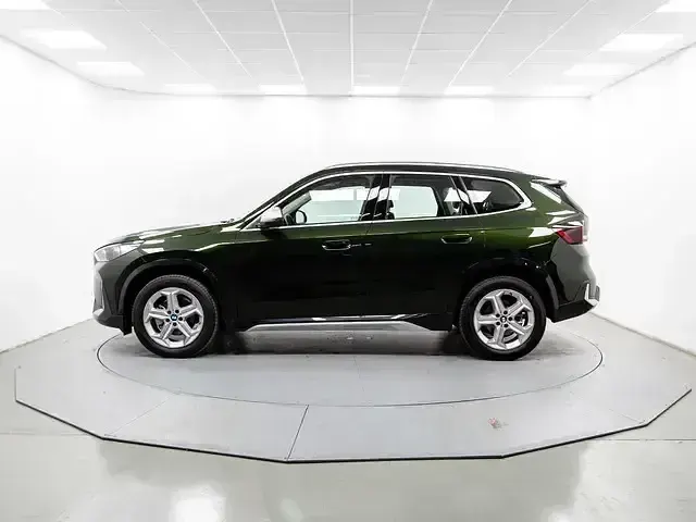 Używany BMW X1 Comfort Edition 163 KM (119 kW) 2024 Zielony SUV