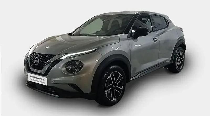 Usado Nissan Juke N-Connecta 114 CV (83 kW) 2025 Diamond silver (metalizado) SUV