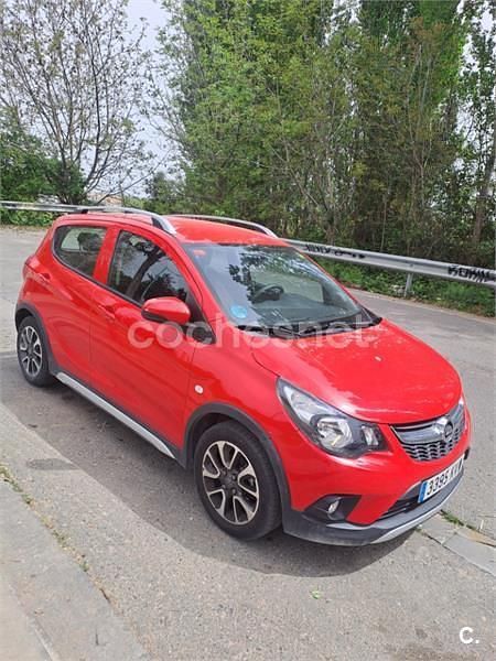 Usado Opel Karl Rocks 73 CV (53 kW) 2019 Rojo Utilitario