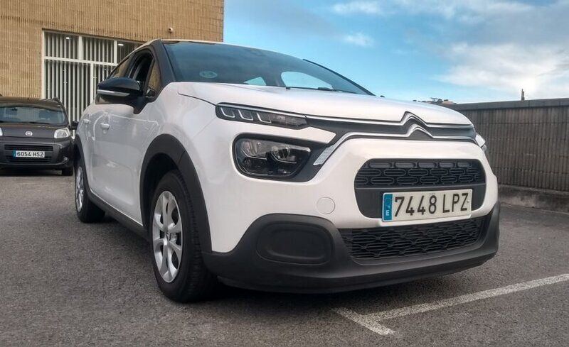 Blanco Usado 2019 Citroën C3 Feel Utilitario | 12.900 € (Un poco caro) - Imagen 1/4