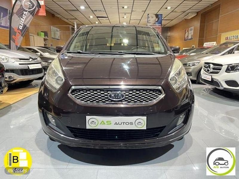 Usado Kia Venga EX 90 CV (66 kW) 2010 Granate Utilitario