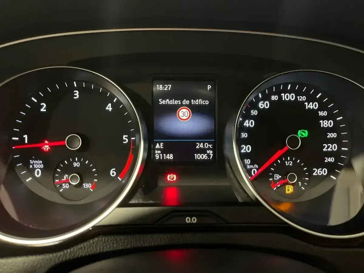 Usado VW Passat Executive 150 CV (110 kW) 2021 Negro Berlina