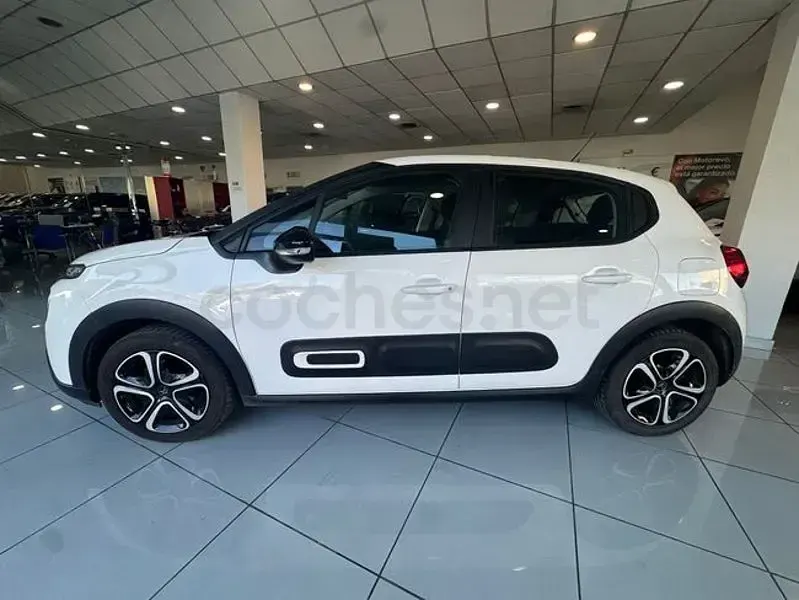 Usado Citroën C3 Feel 102 CV (75 kW) 2022 Blanco Utilitario