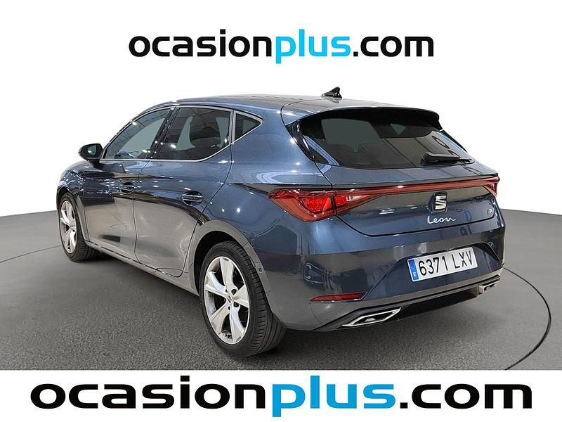 Usado Seat Leon FR 150 CV (110 kW) 2022 Gris Utilitario