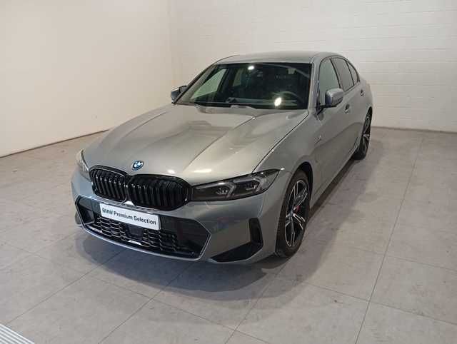 Gris Nuevo 2025 BMW 330e Comfort Edition Berlina | 53.890 € (Caro) - Imagen 1/4
