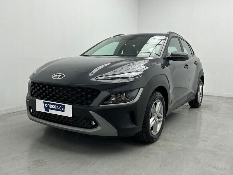 Usado Hyundai Kona 120 CV (88 kW) 2023 Gris SUV