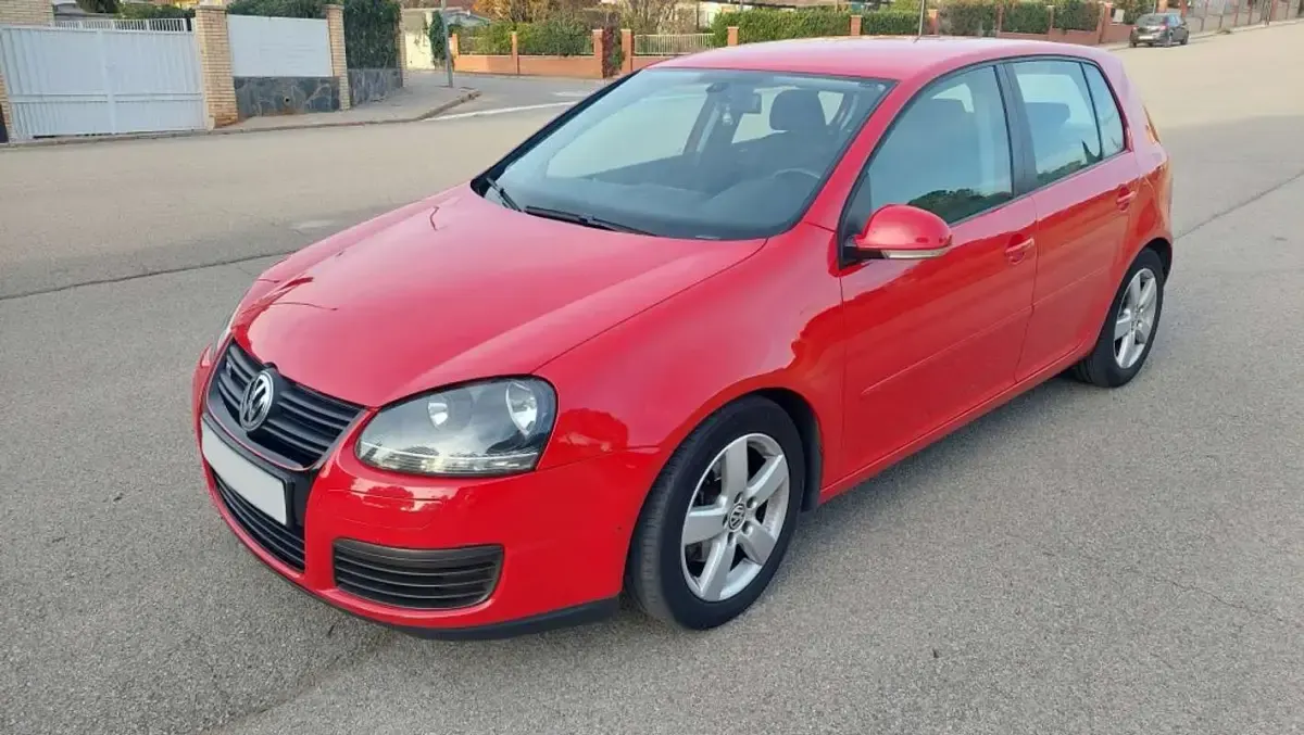 Usado VW Golf V GT 140 CV (102 kW) 2008 Rojo Utilitario