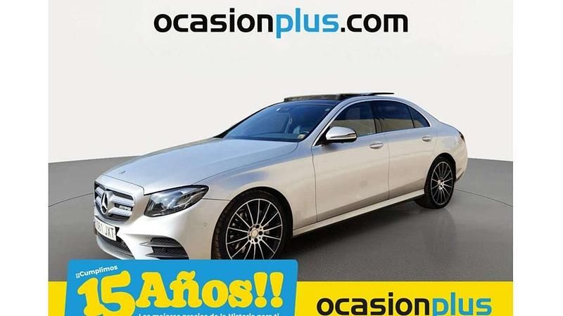 Plateado Usado 2017 Mercedes E220 Berlina | 33.390 € (Caro) - Imagen 1/4