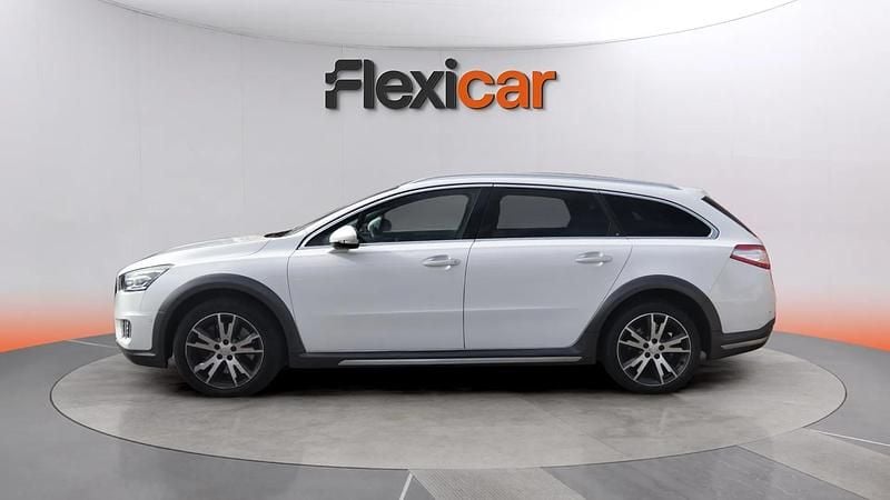 Usado Peugeot 508 RXH 181 CV (133 kW) 2016 Blanco Familiar