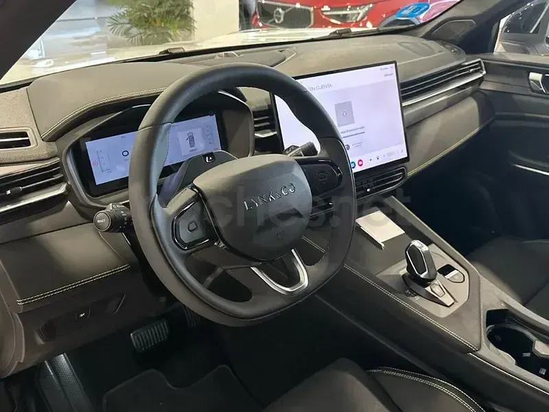 Usado Lynk & Co 01 276 CV (202 kW) 2025 Blanco SUV