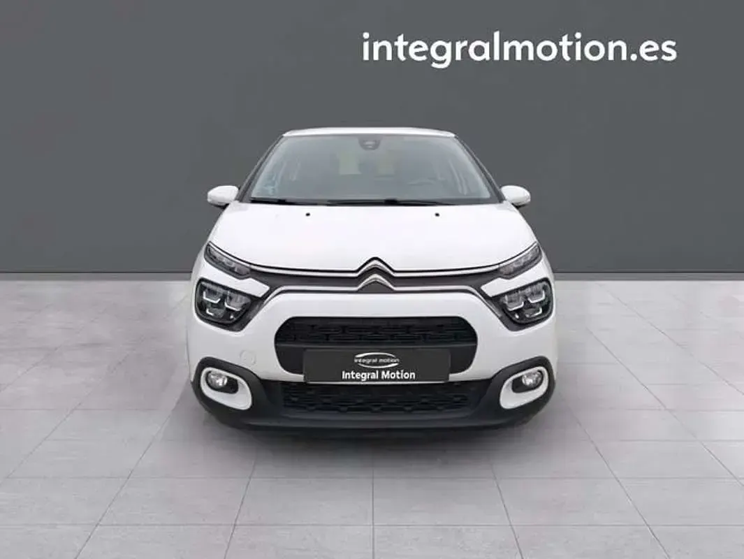 Usado Citroën C3 Feel 99 CV (72 kW) 2023 Blanco Utilitario