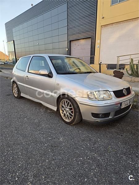 Usado VW Polo GTI 125 CV (91 kW) 2001 Gris / plata Berlina