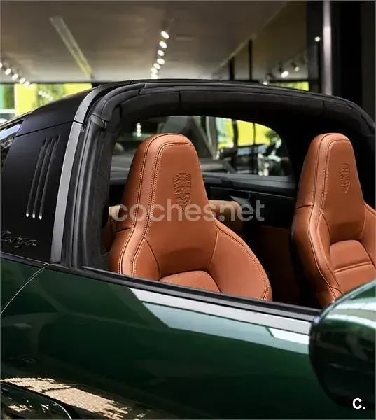 Usado Porsche 911 480 CV (353 kW) 2025 Verde Coupe