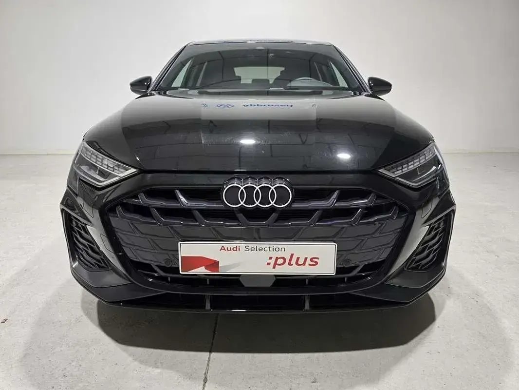 Usado Audi A3 Sportback S-Line 150 CV (110 kW) 2025 Negro Utilitario