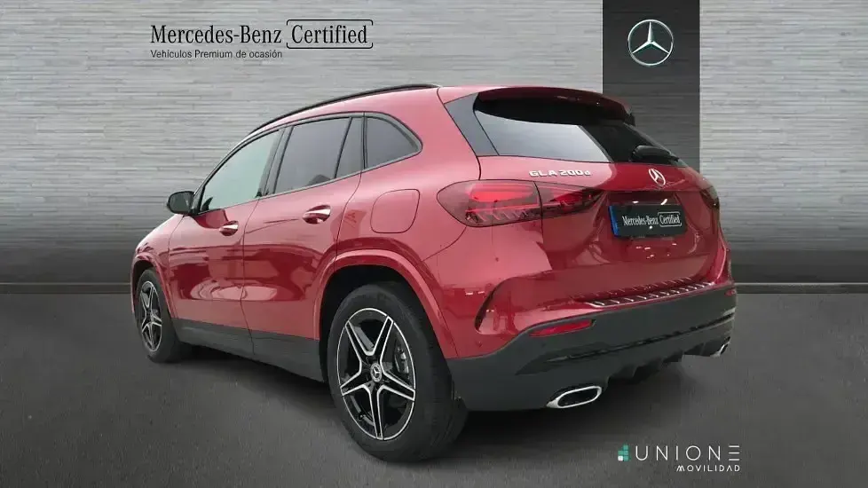 Usado Mercedes GLA200 150 HP (110 kW) 2026 Vermelho SUV
